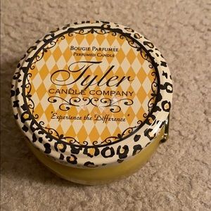 Tyler candle-TwentyFourSevenGLAM
